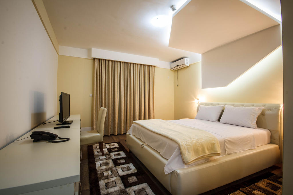 Hotel Oasis Podgorica Room photo